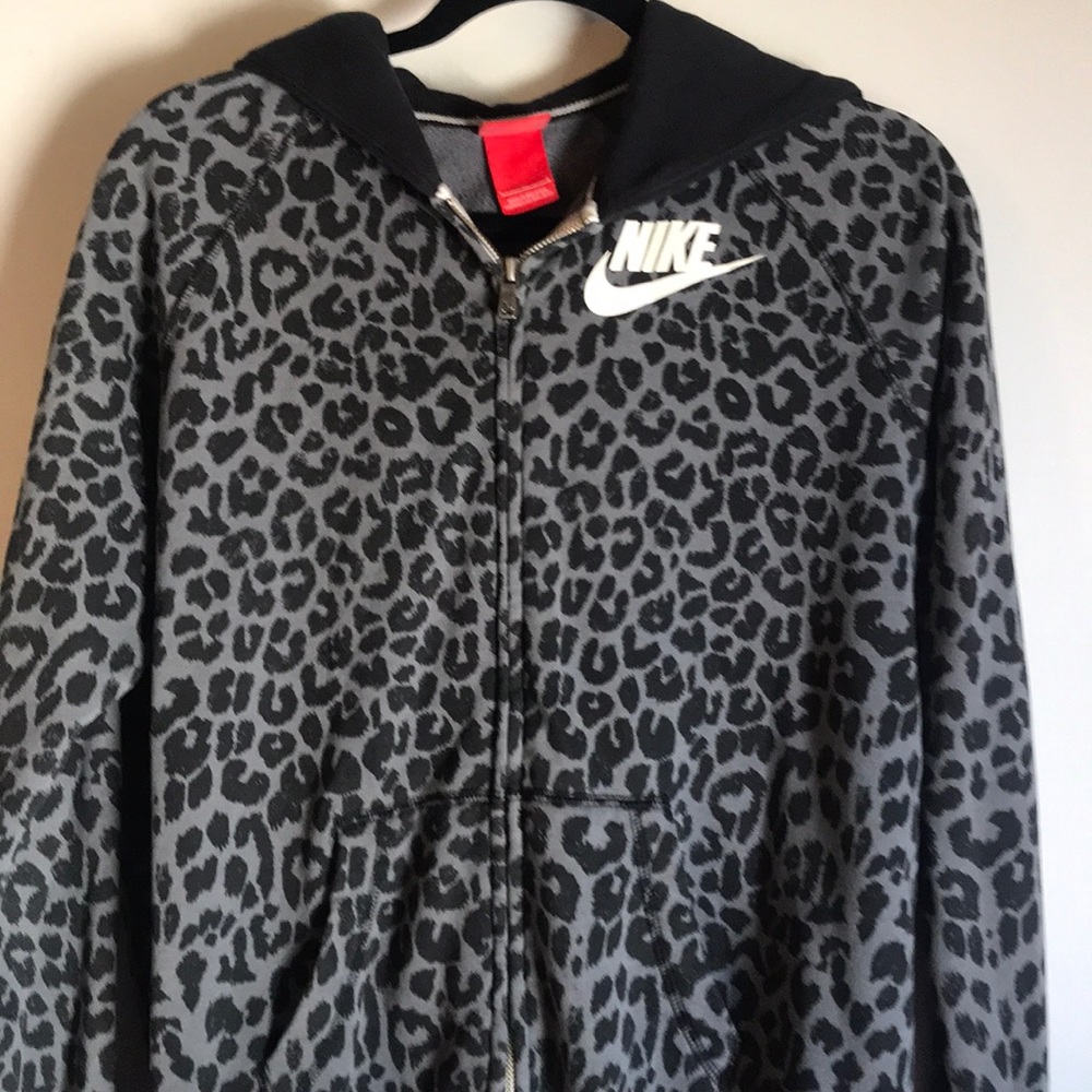 Nike sweater